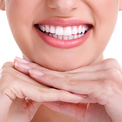tratamiento de estética dental en Cànoves i Samalús
